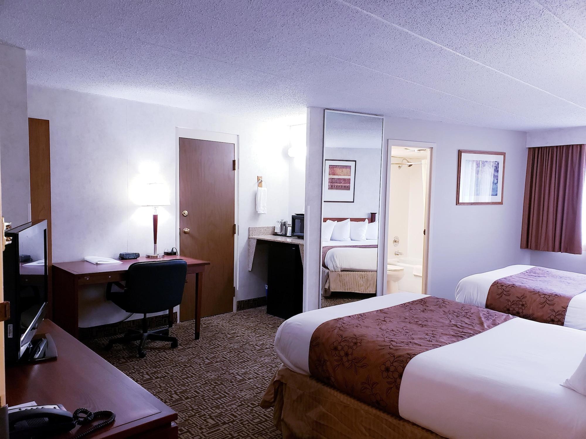 Surestay Plus Hotel By Best Western Black River Falls Exterior photo