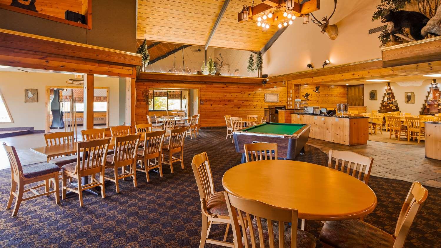 Surestay Plus Hotel By Best Western Black River Falls Exterior photo