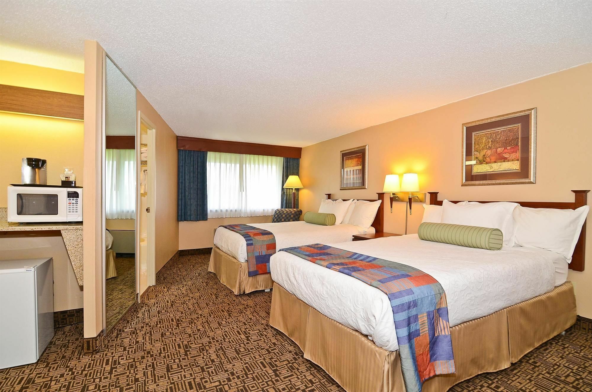 Surestay Plus Hotel By Best Western Black River Falls Exterior photo